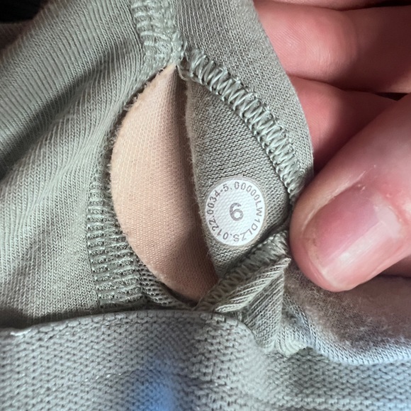 Lululemon Ribbed Micromodel tank - silver blue - Picture 4 of 5